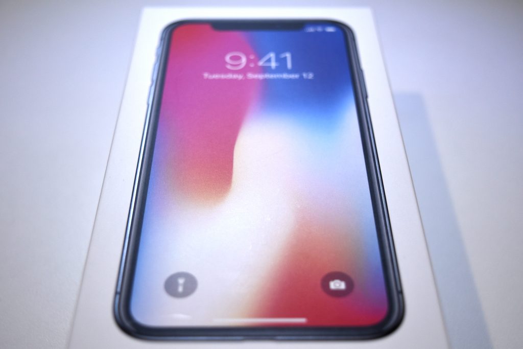 iPhone X