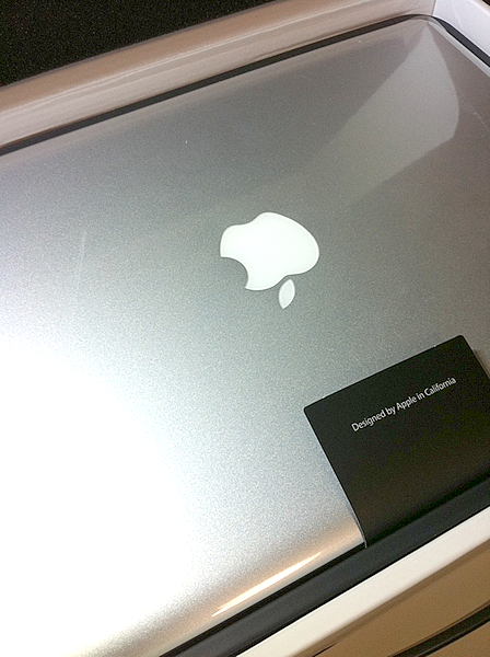 Macbook Pro 13inch (Core i5)を購入